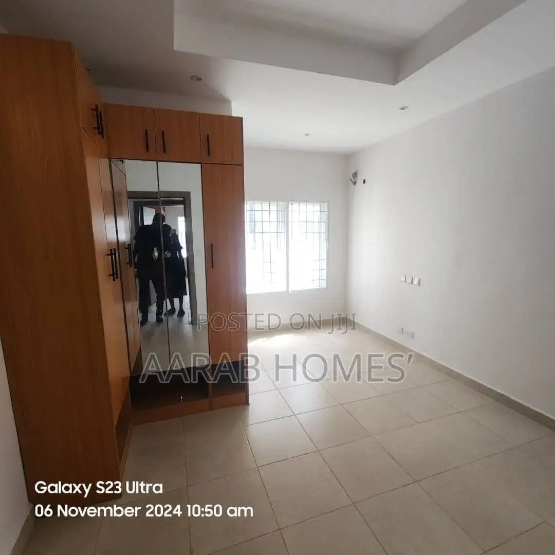 2bdrm Block of Flats in Life Camp for rent