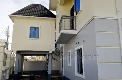 2bdrm Block of Flats in Close To Ikate, Lekki Phase 1 for sale