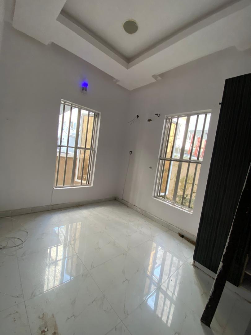 Visitors room  apartment available for rent in a shared apartment