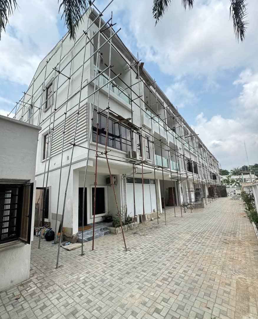 FOR SALE IN OLD IKOYI  Brand new 4 Bedroom Fully Serviced Terrace Duplex with Bq located off Alexander Road, Old Ikoyi Lagos.
