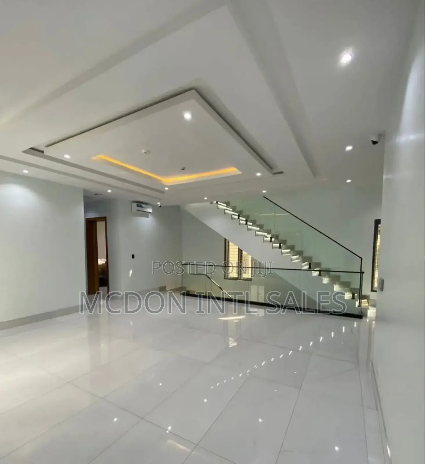4bdrm Duplex in Ikota Gra for sale