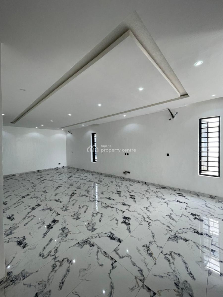 5 bedroom semi-detached duplex for sale