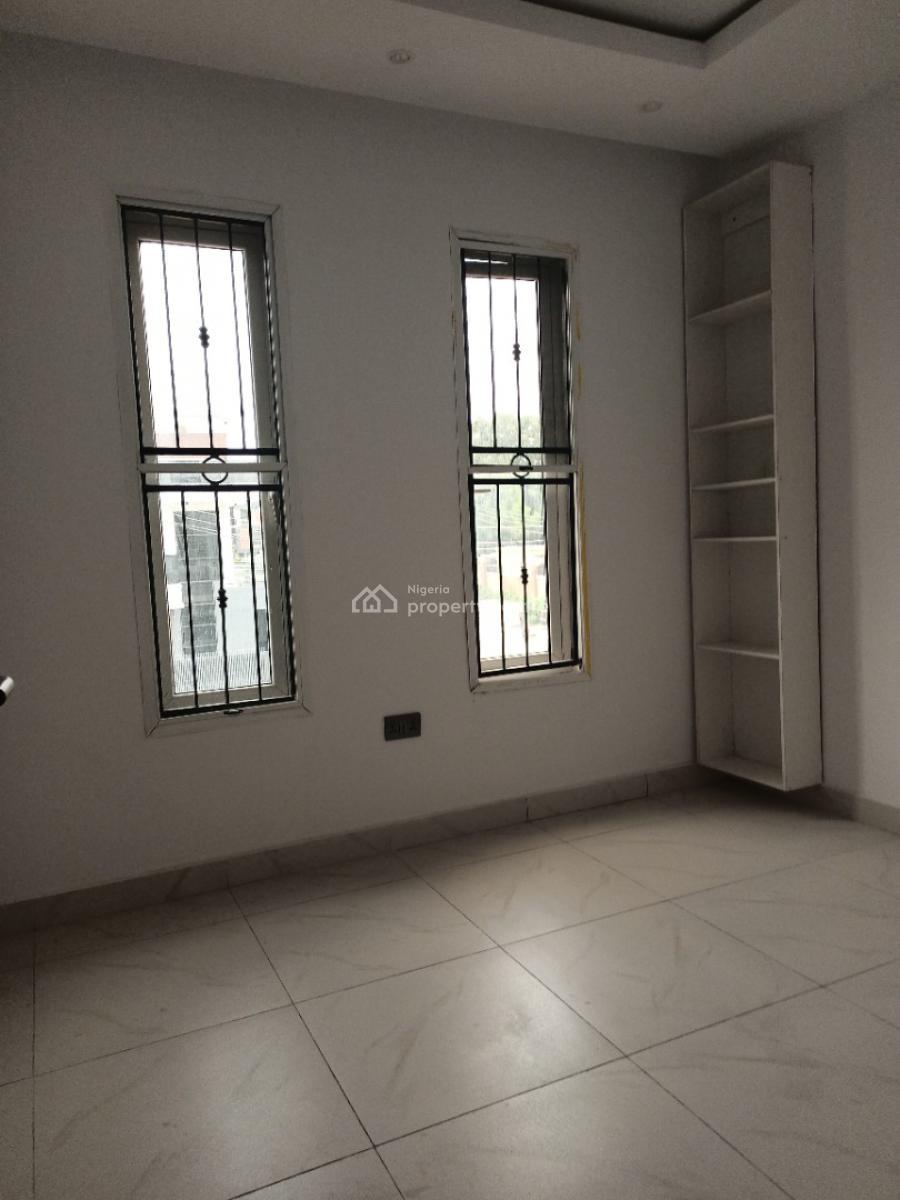 4 bedroom detached duplex for sale