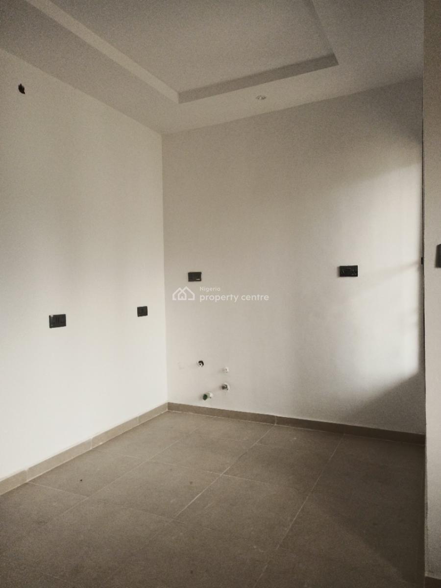 4 bedroom detached duplex for sale