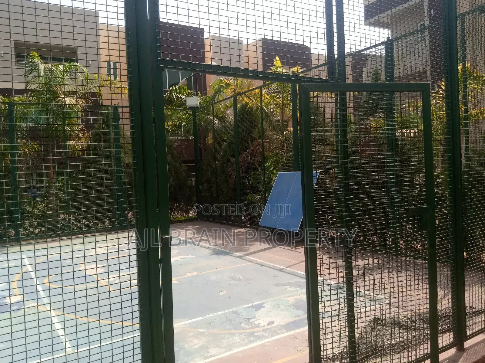 4bdrm Townhouse/Terrace in Katampe Beside Jahi for sale