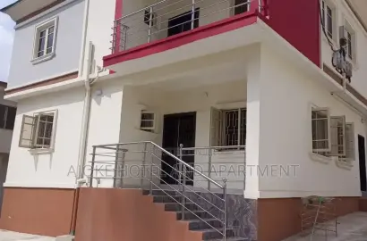 3bdrm Block of Flats in Ogba for sale