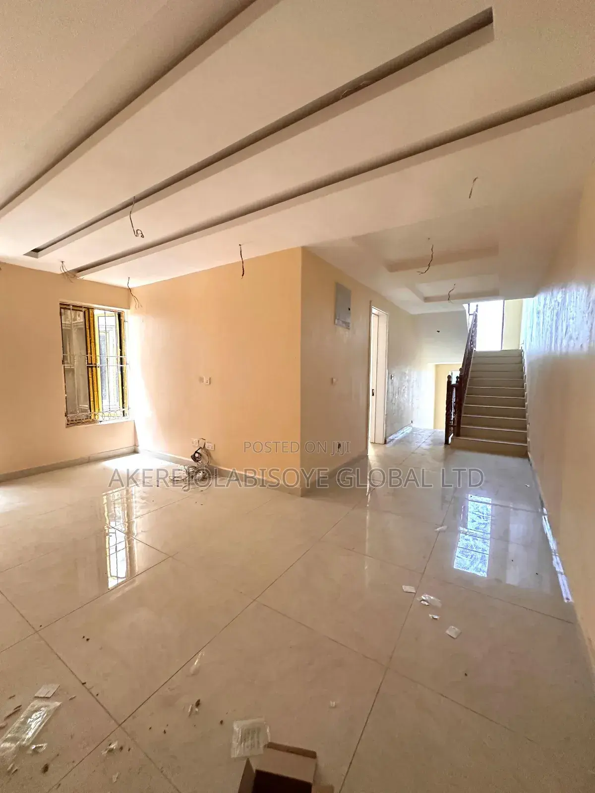 4bdrm Townhouse/Terrace in Lifecamp for sale