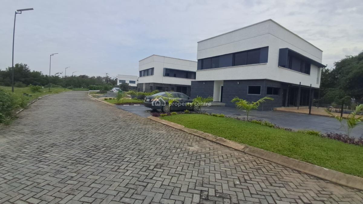 4 bedroom detached duplex for sale