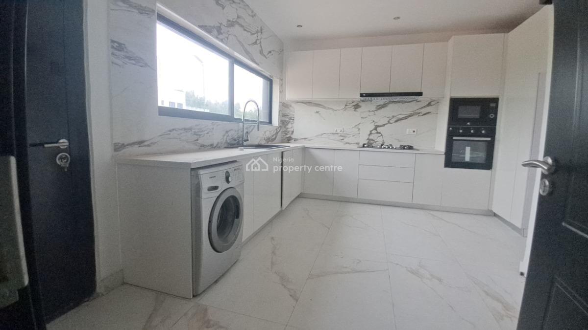 4 bedroom detached duplex for sale