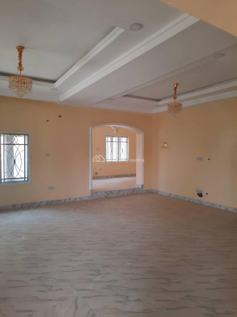 5 bedroom detached duplex for sale