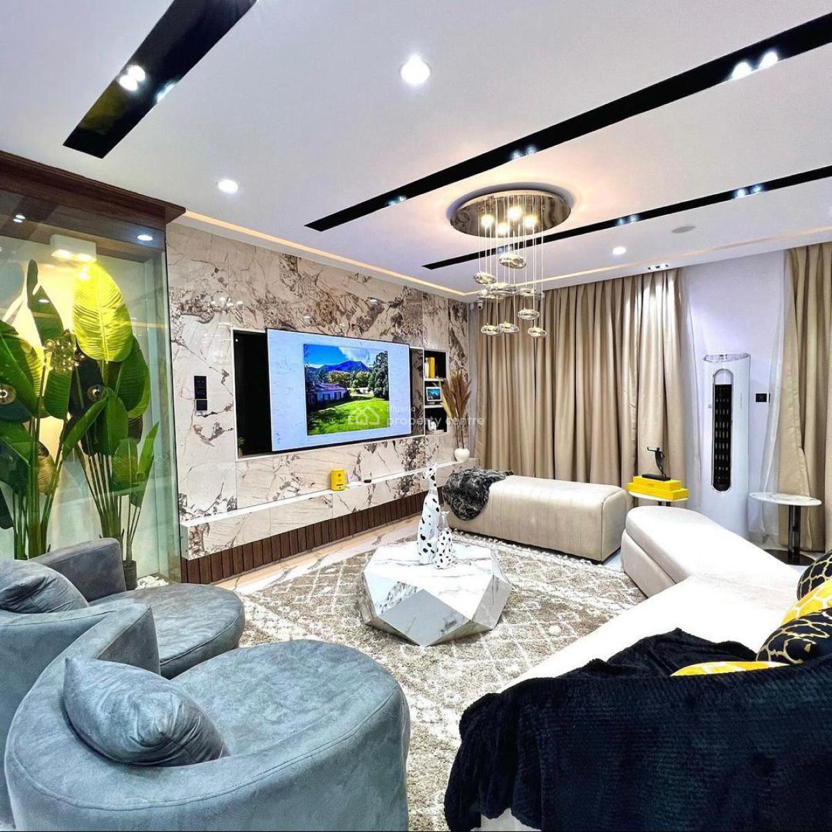 Furnished And Luxury 3 Bedroom Flat