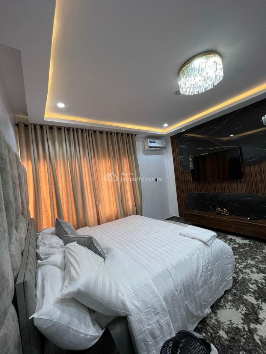 Furnished And Luxury 3 Bedroom Flat