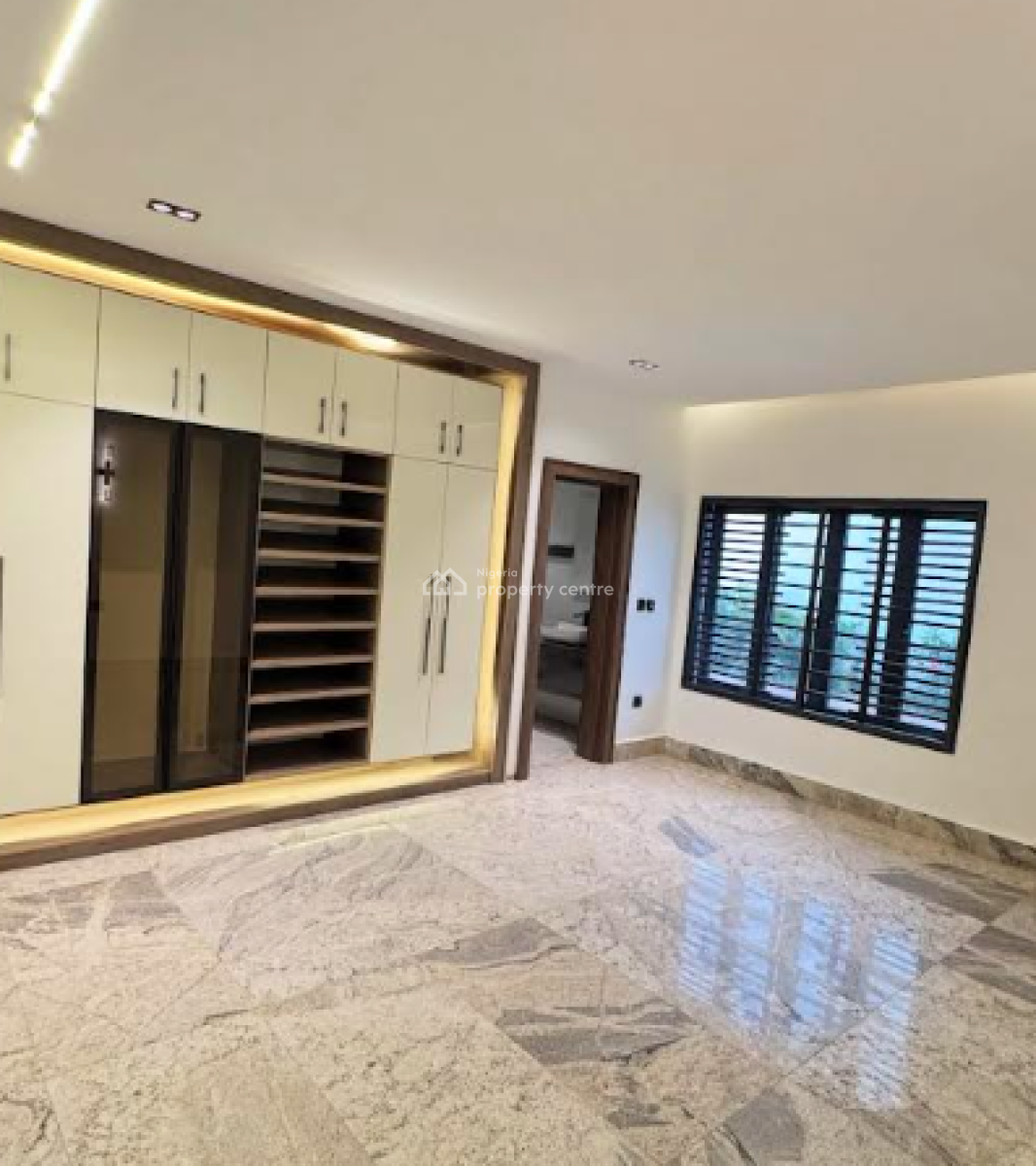 3 bedroom flat / apartment for sale