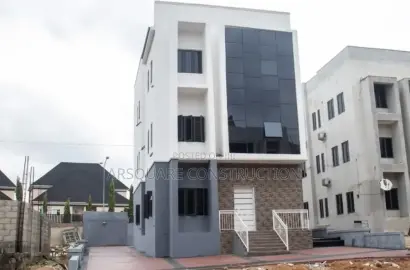 6bdrm Townhouse/Terrace in Idu for sale