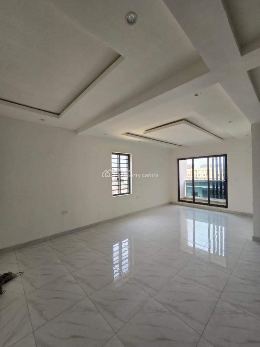 4 bedroom terraced duplex for sale