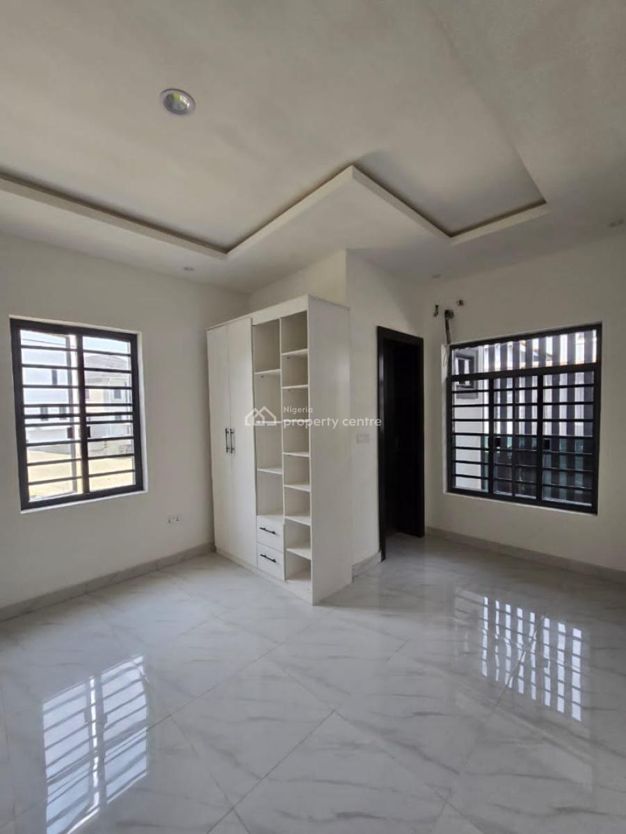 4 bedroom terraced duplex for sale