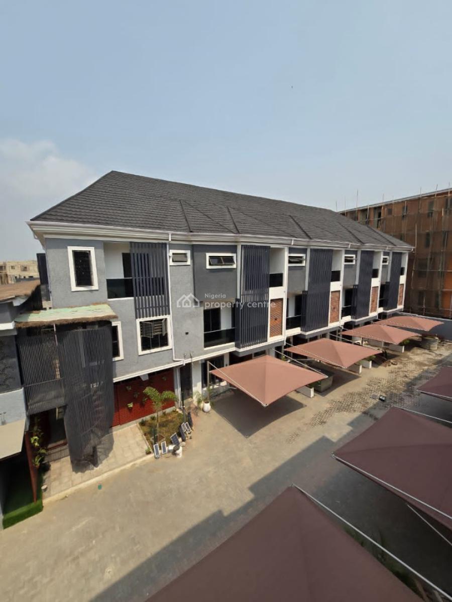 4 bedroom terraced duplex for sale