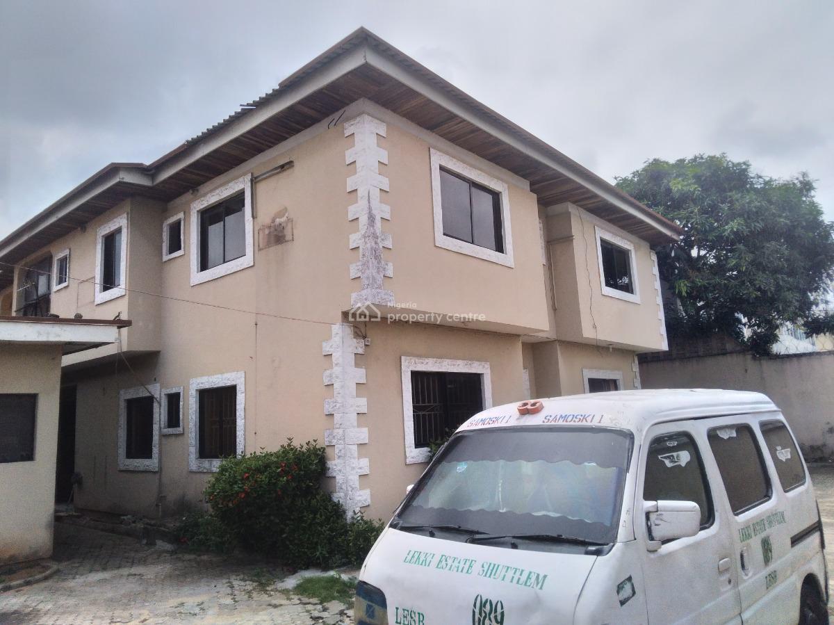Land Measuring 860sqm With Old 4 Numbers Of 3 Bedroom Flat + Bqs