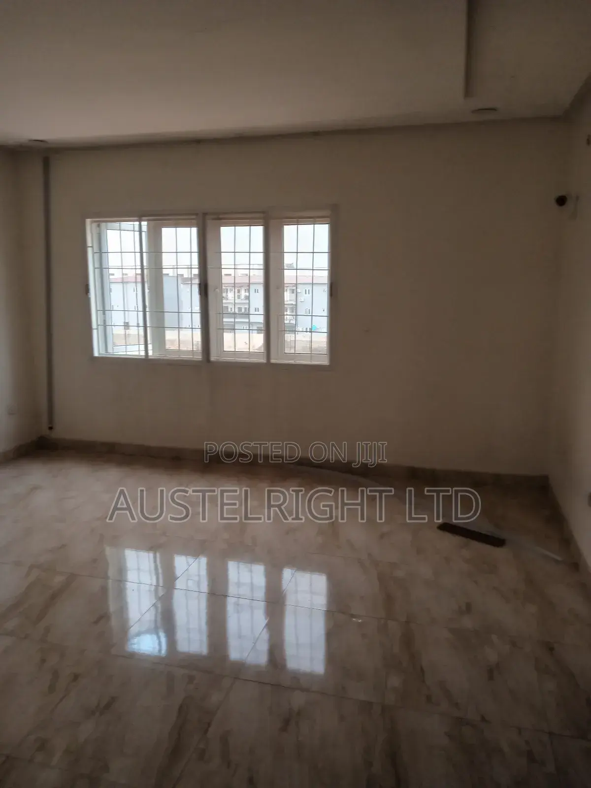 4bdrm Townhouse / Terrace in Gaduwa for rent