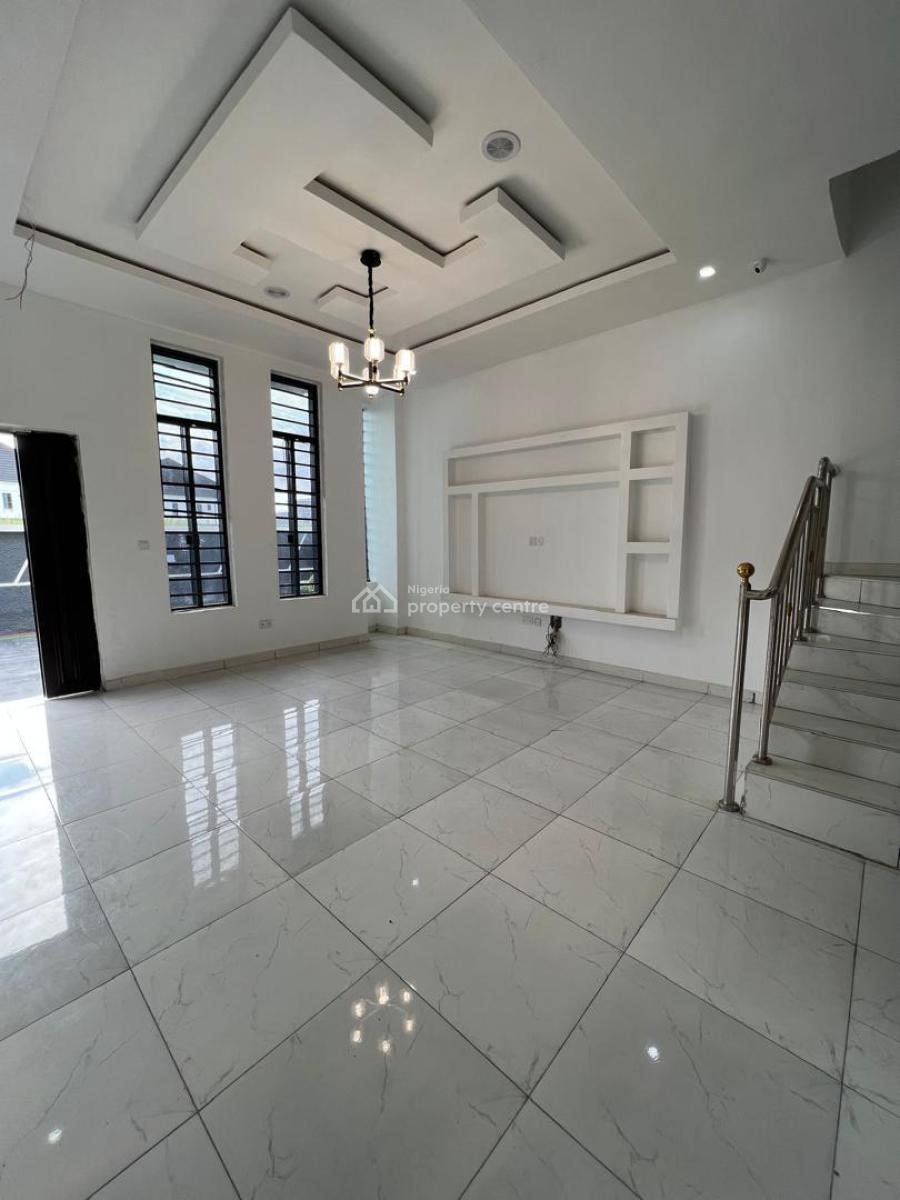 4 bedroom semi-detached duplex for rent