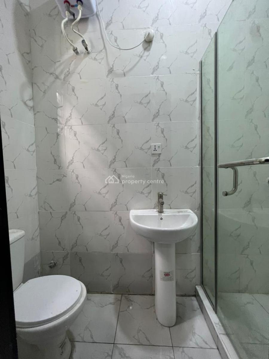 4 bedroom semi-detached duplex for rent