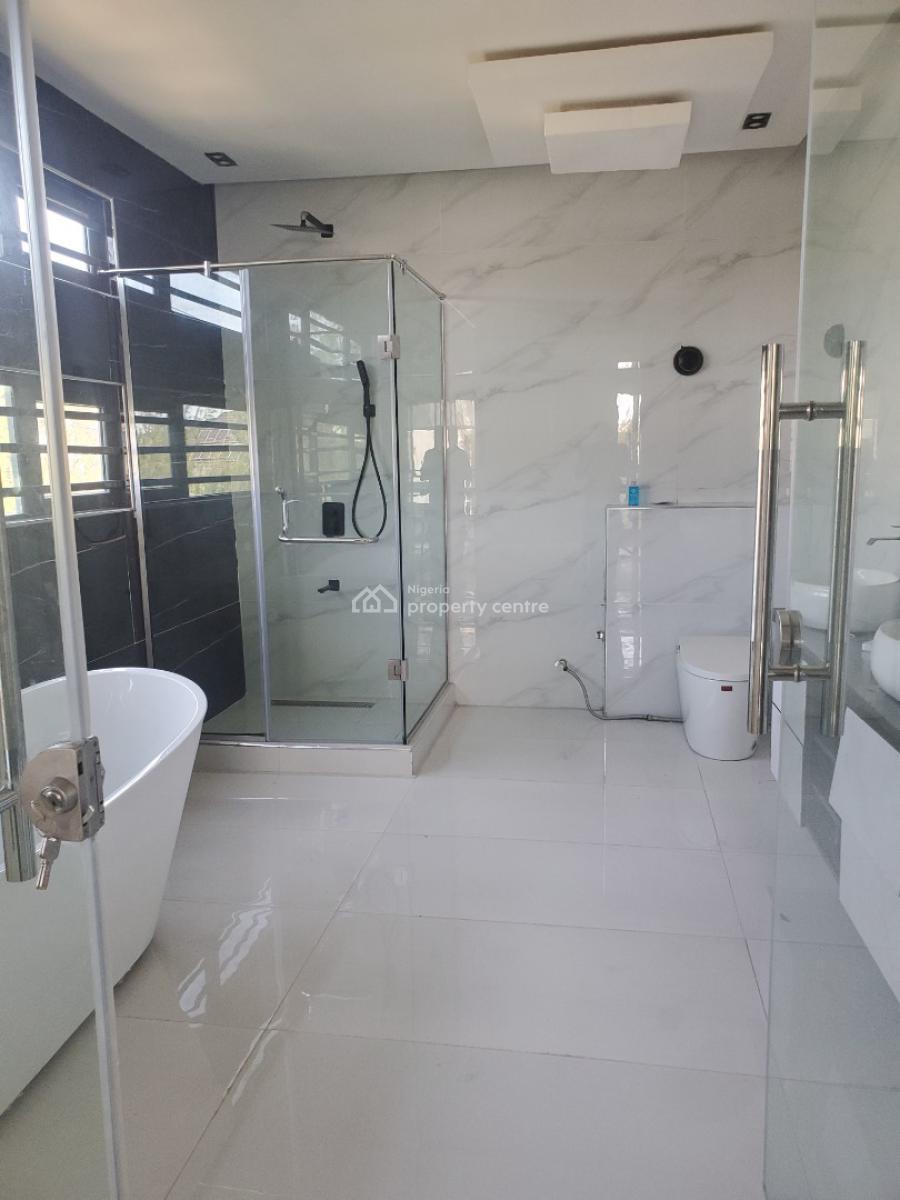 6 bedroom detached duplex for sale