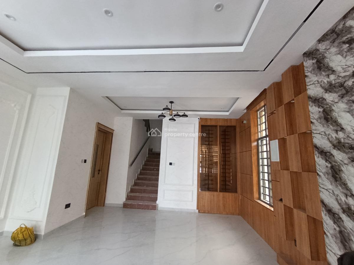 6 bedroom detached duplex for sale