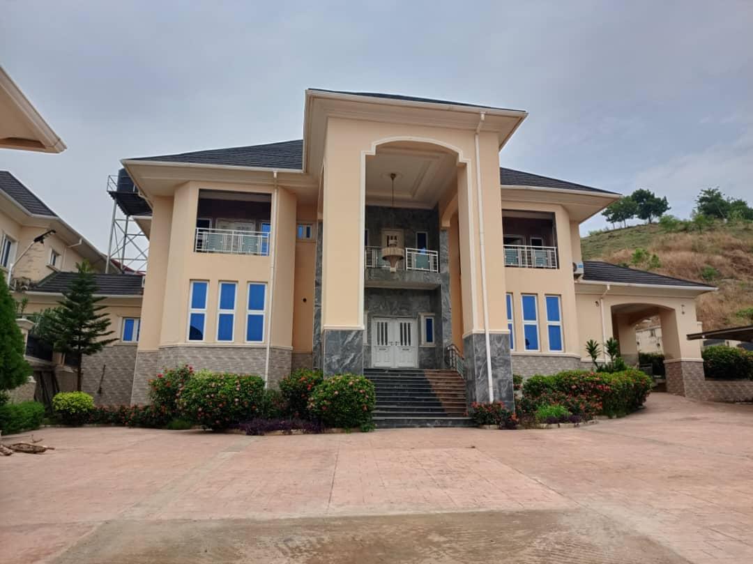 To Let**Apo Legislative Quarters, Abuja   Residential/Commercial Use Newly Renovated 6Bedrooms Duplex with a Bq