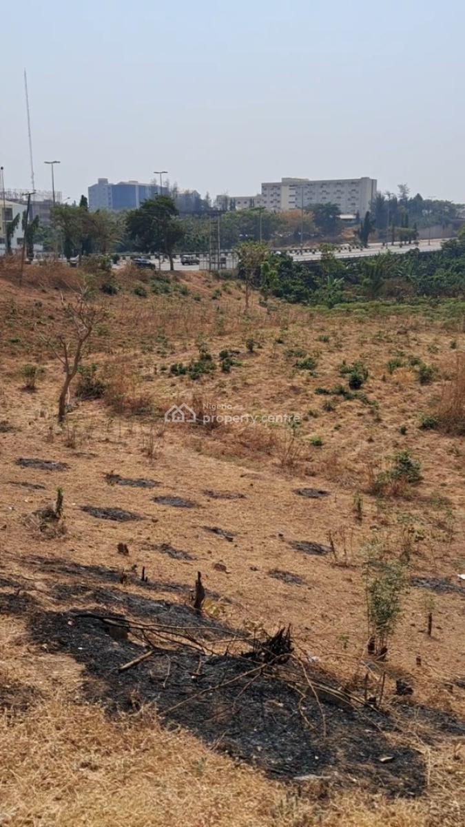 Commercial land for sale 4.5 Hectares