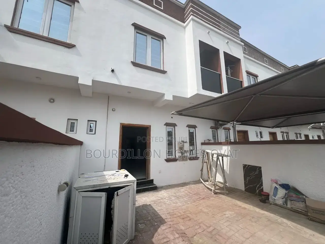 4bdrm Duplex in Ikota for sale