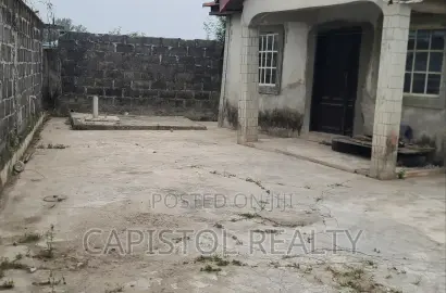 4 bdrm Bungalow in Ogunfayo, Awoyaya for sale