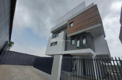 5 bedroom detached duplex for sale