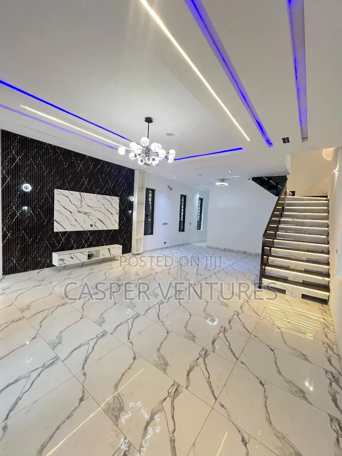 5bdrm Duplex in Avex, Sangotedo for sale