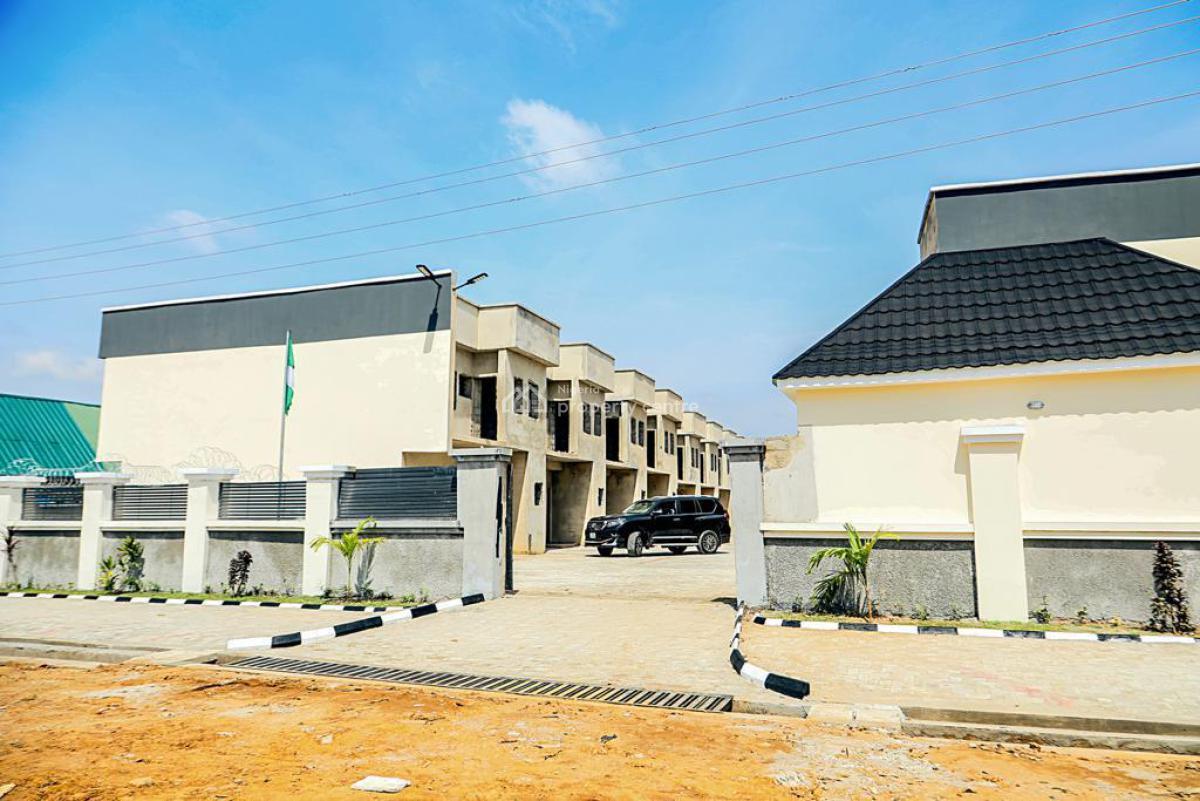 3 bedroom terraced duplex for sale