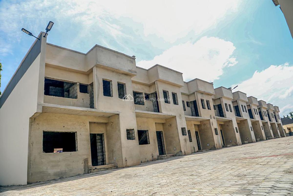 3 bedroom terraced duplex for sale