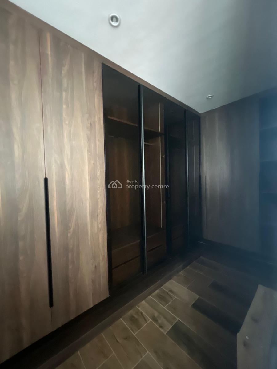 4 bedroom detached duplex for sale
