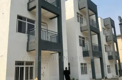 4bdrm Townhouse / Terrace in Guzape District for rent