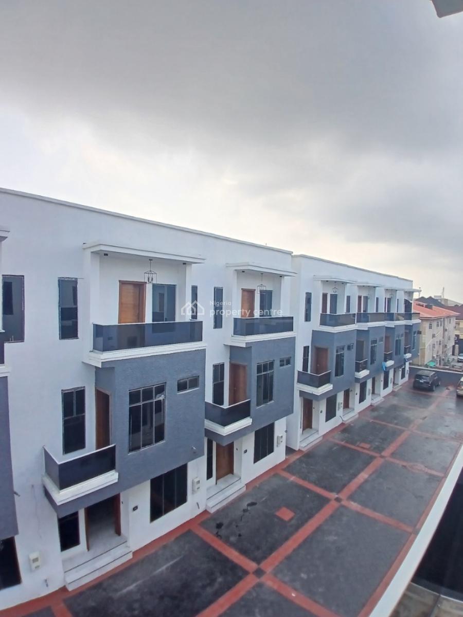 4 bedroom terraced duplex for sale