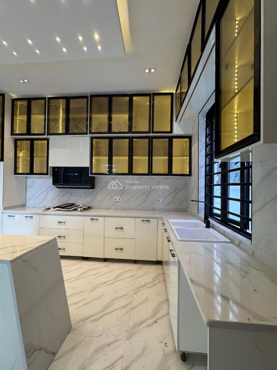 4 bedroom detached duplex for sale