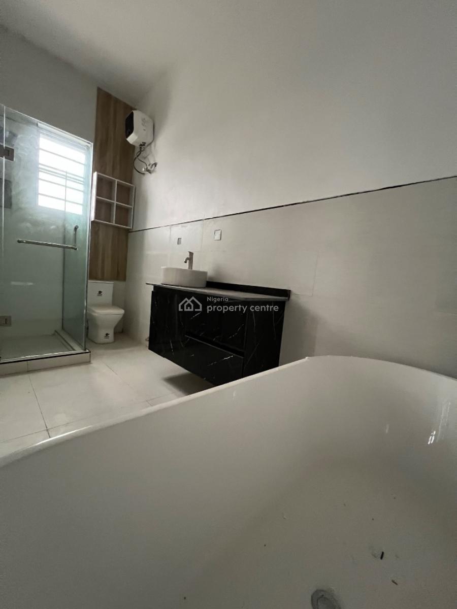4 bedroom semi-detached duplex for rent