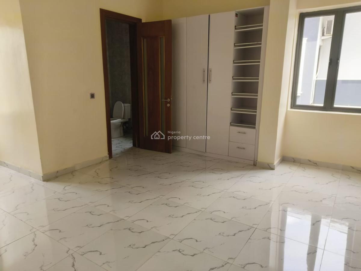 5 bedroom detached duplex for sale
