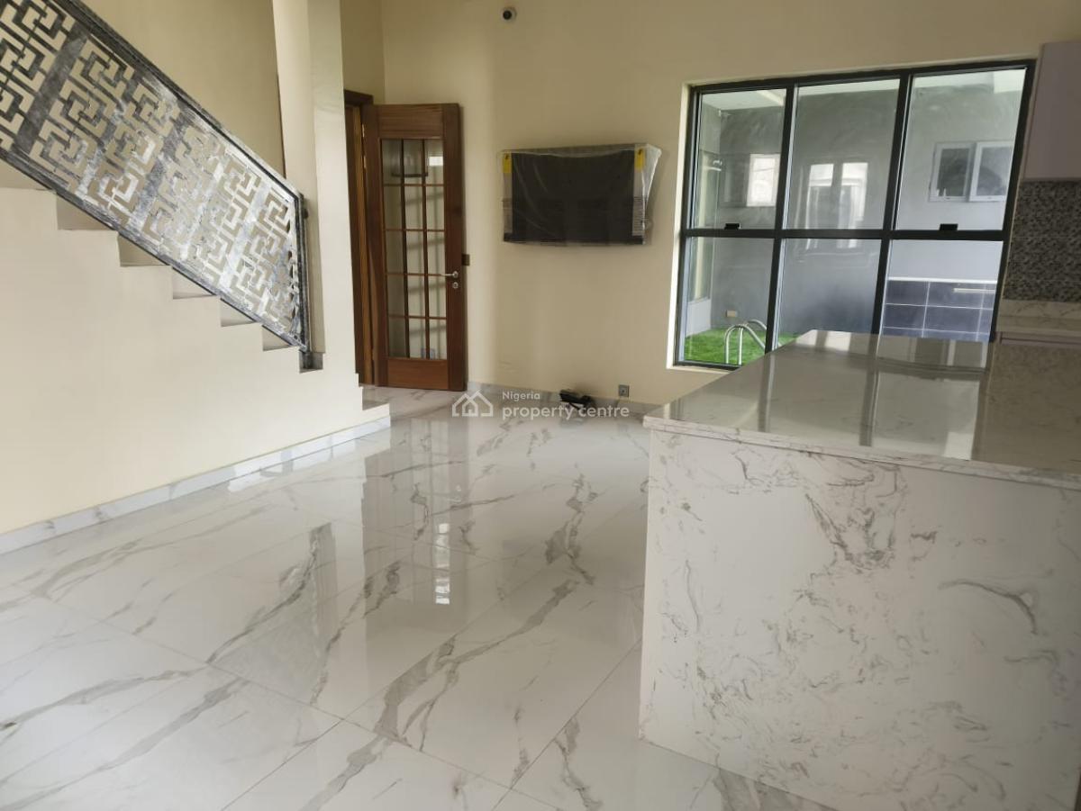5 bedroom detached duplex for sale