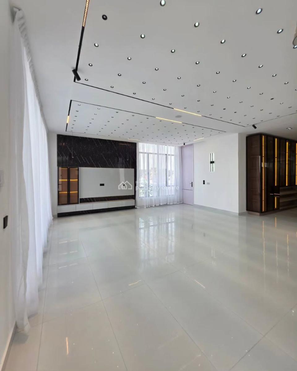 5 bedroom detached duplex for sale