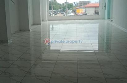 2 bedroom Block Of Flats For Rent Pinnock Beach Estate Lekki Lagos