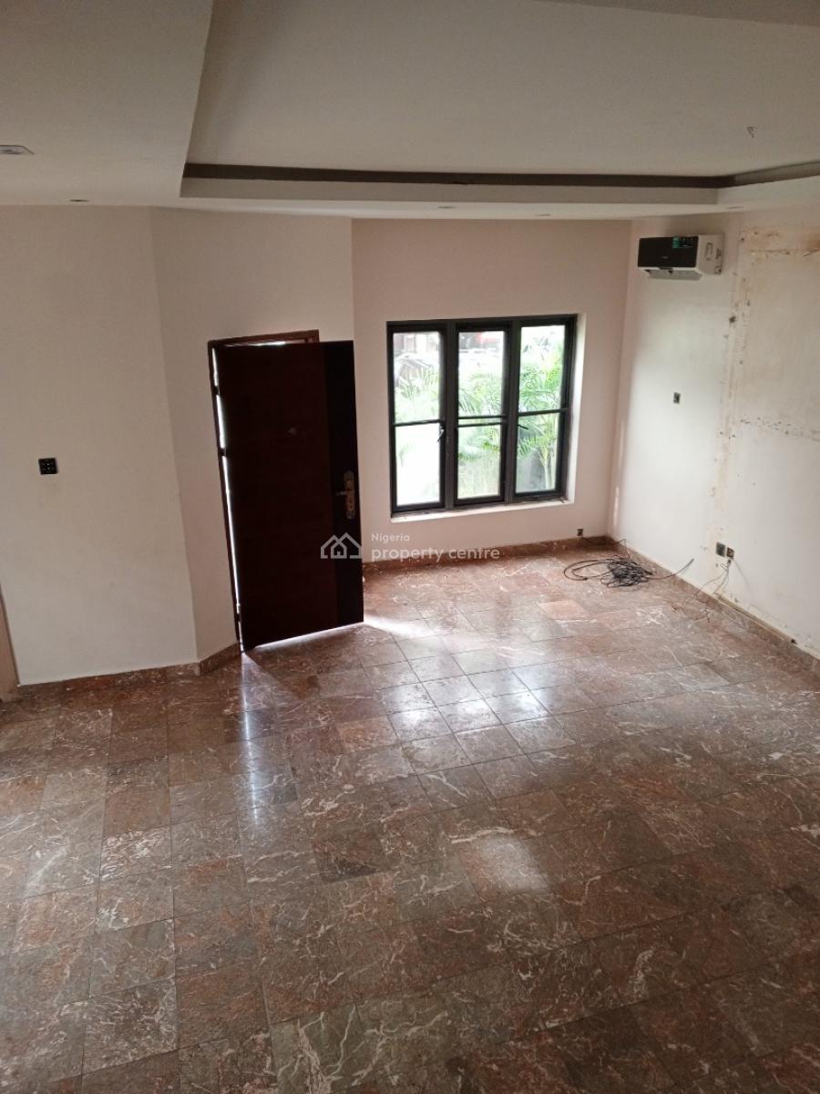 4 bedroom terraced duplex for rent