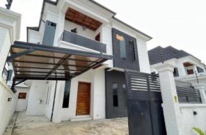 4 bedroom detached duplex for sale