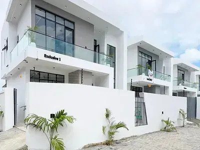 Detached duplex for sale  4 Bedroom Detached Duplex Ajah, Lagos