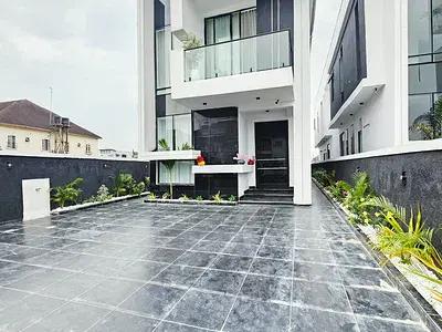 Detached duplex for sale  5 Bedroom Detached Duplex Ologolo, Lekki, Lagos