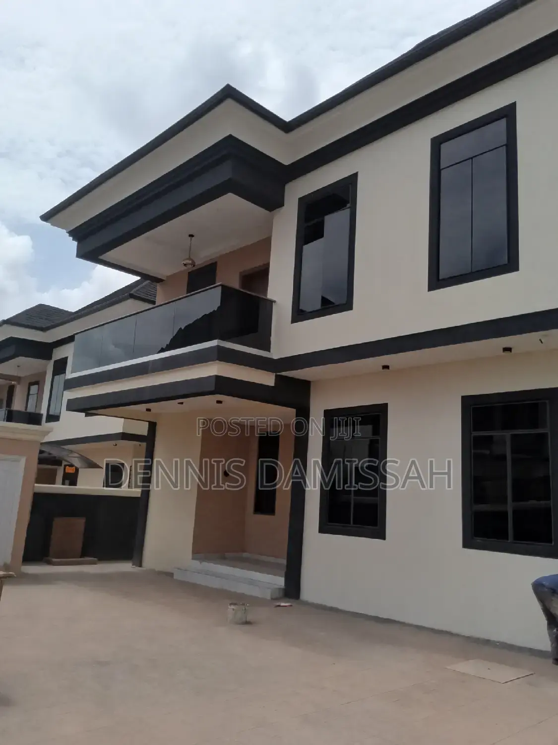 5bdrm Duplex in Omole Phase1 Ikeja for sale