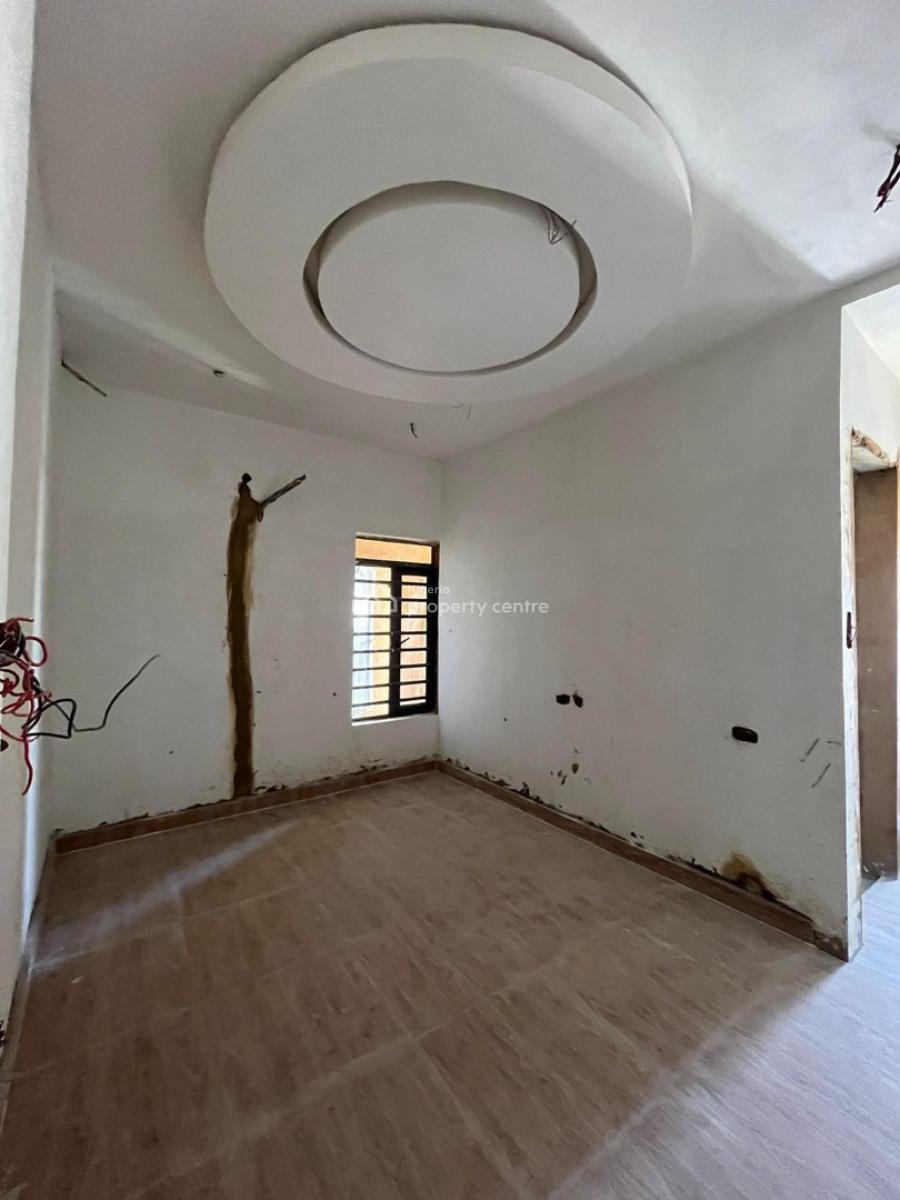 5 bedroom detached duplex for sale